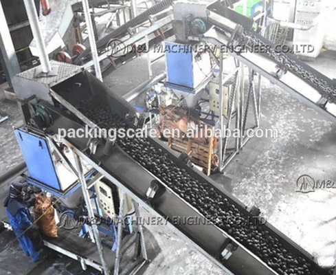 Machine d'emballage de charbon de bois avec ligne d'emballage automatique de poids
