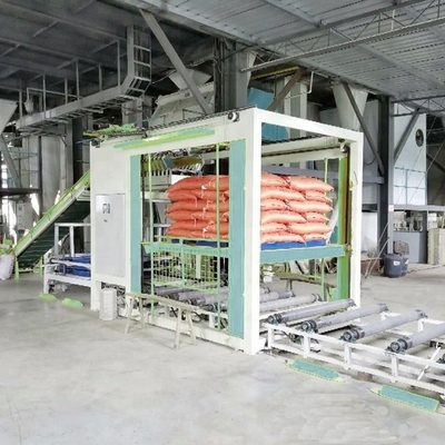 Conveyeur à empilage de sacs Palletizer pour sacs d'aliments pour animaux Vitesse d'empilement 600-800 sacs/heure