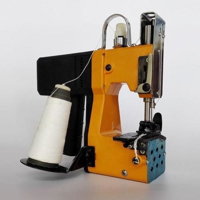 Les ateliers de réparation de machines bénéficient d'une machine à coudre à sacs portables de 240*230*70 mm