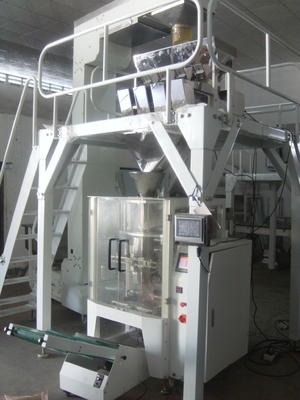 Machine d'emballage de céréales de riz entièrement automatique à entraînement électrique pour les aliments emballés 100-2000g