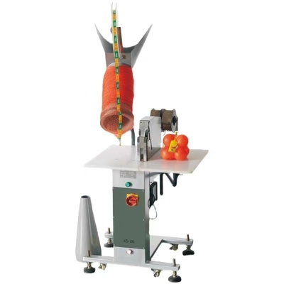 Machine d'emballage de légumes à l'oignon de pomme de terre avec fonction d'emballage de sacs en maille nette Poids 10 kg